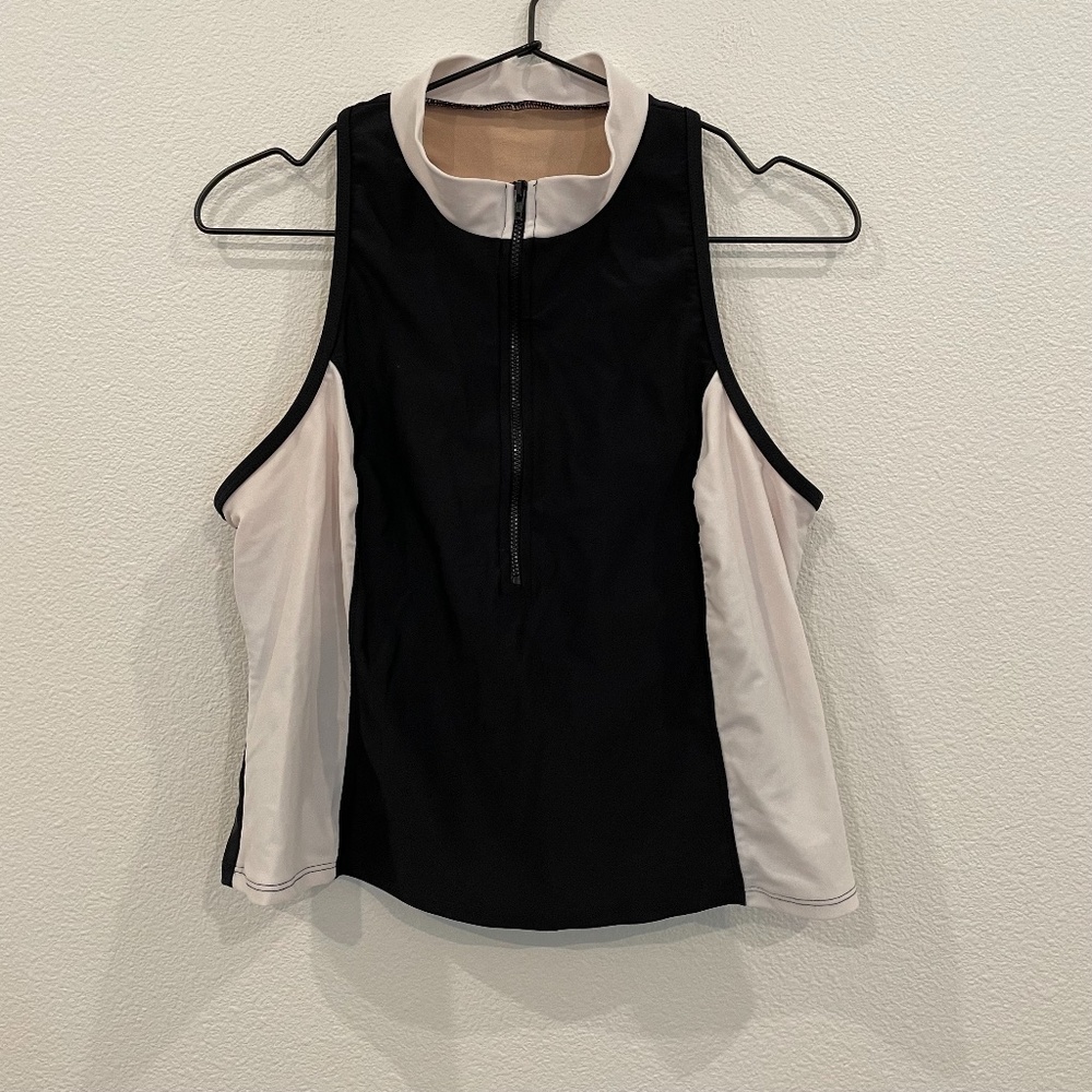 EUC Newport News Swim Full Length Half Zip Front Black & White Top